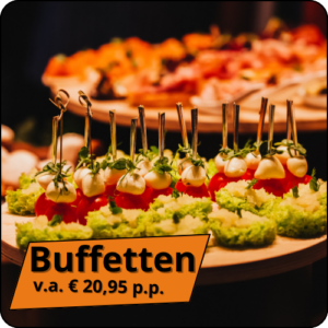 schaal met buffet hapjes